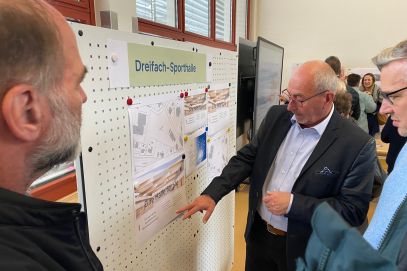 Steuergruppe schlägt zwei Varianten für Dreifachhalle vor